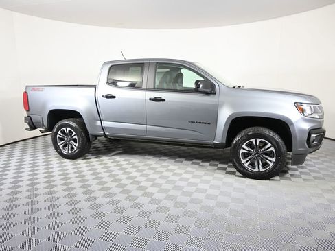 Used 2022 Chevrolet Colorado Z71 w/ Trail Boss Package image 9