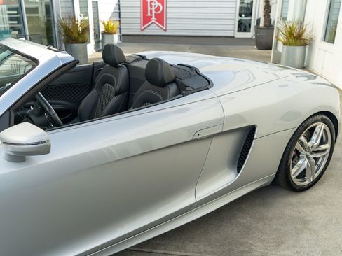 Used 2014 Audi R8 V10 image 10