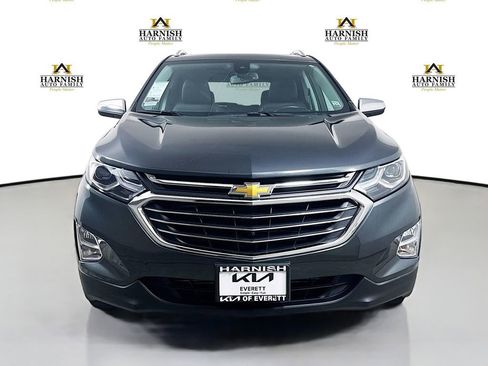 Used 2018 Chevrolet Equinox Premier AWD/4WD image 2