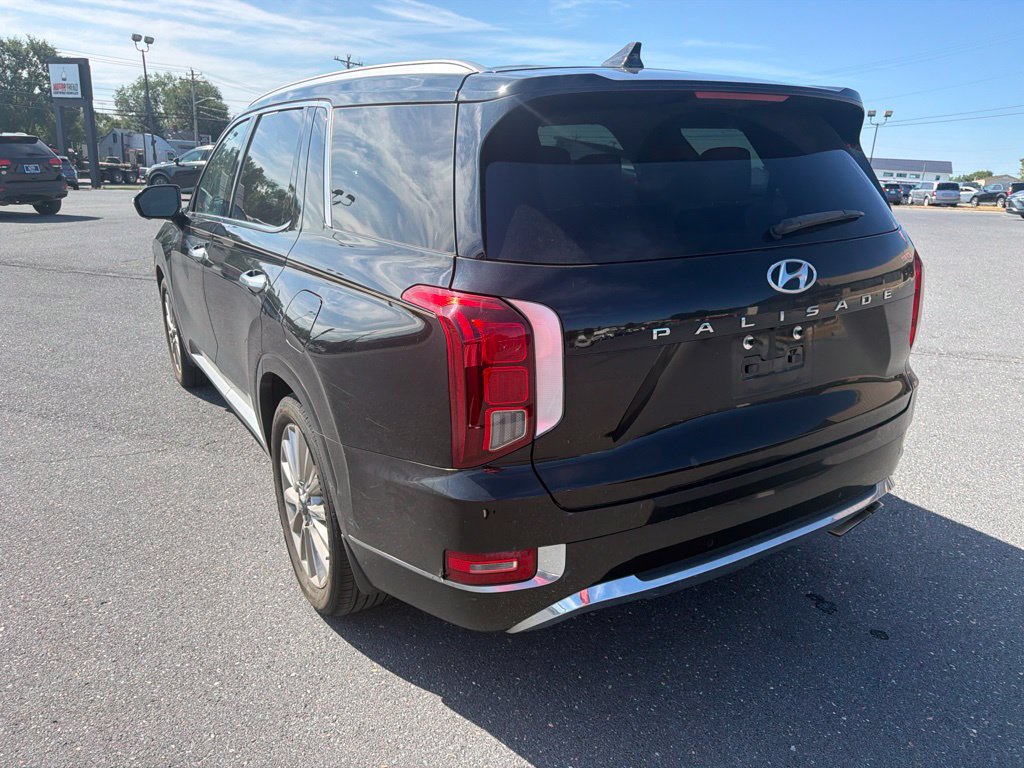 Used 2020 Hyundai Palisade Limited FWD image 3