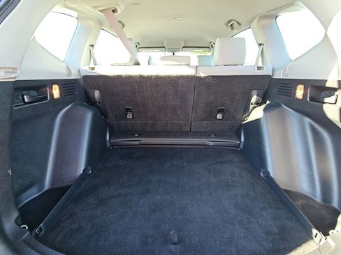 Used 2017 Honda CR-V LX image 14