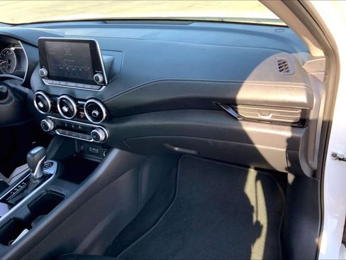 Used 2024 Nissan Sentra SV image 17