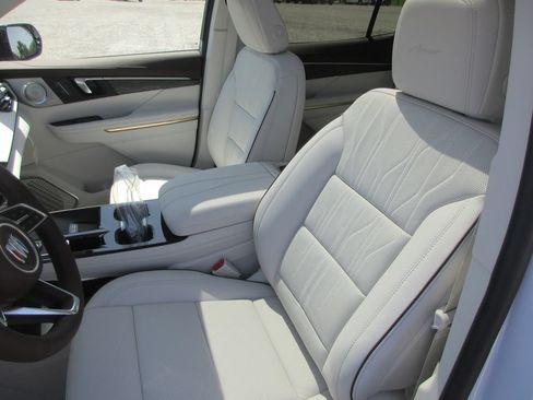 New 2026 Buick Enclave Avenir w/ Super Cruise Package AWD/4WD image 12