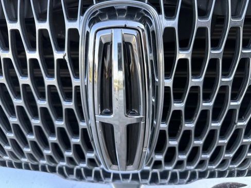 Used 2023 Lincoln Navigator Reserve RWD image 7