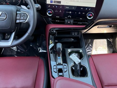 Used 2022 Lexus NX 350 AWD image 13