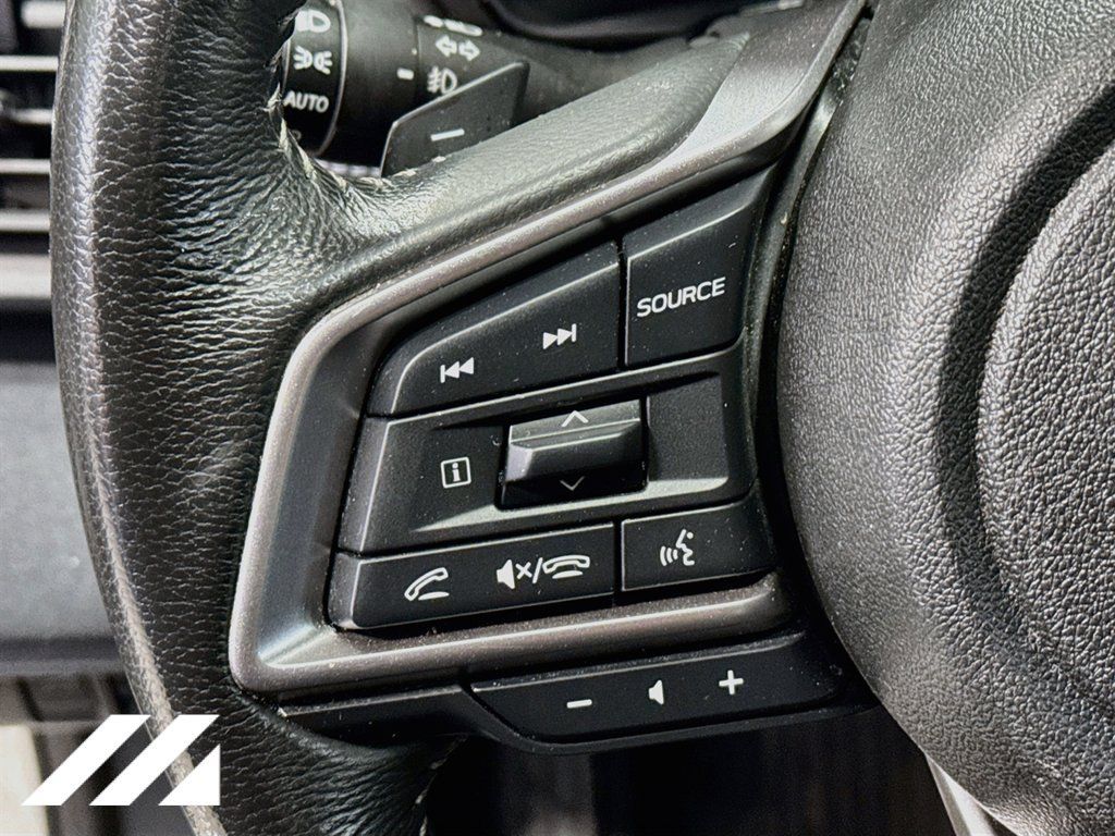 Used 2025 Subaru Outback Premium AWD/4WD image 12