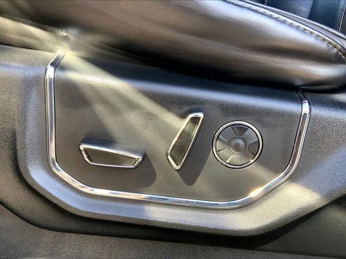 Used 2017 Ford F250 Platinum w/ Platinum Ultimate Package image 34