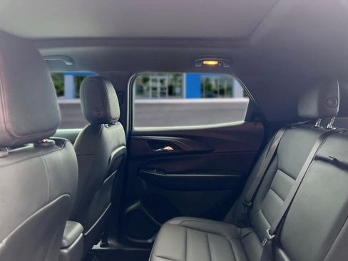 Certified 2025 Chevrolet TrailBlazer RS w/ Convenience Package AWD/4WD image 26