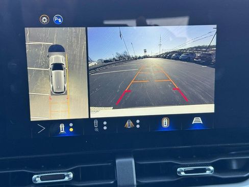 New 2026 Chevrolet Equinox LT w/ Convenience Package II image 34