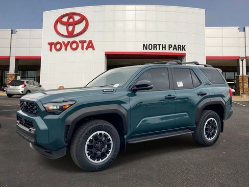 New 2026 Toyota 4Runner TRD Off-Road Premium AWD/4WD image 1