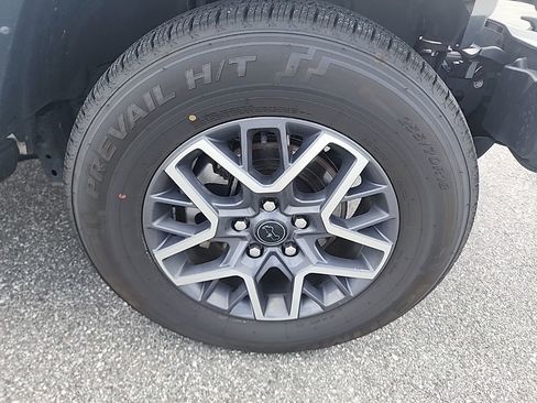 Used 2024 Jeep Wrangler Sahara image 4