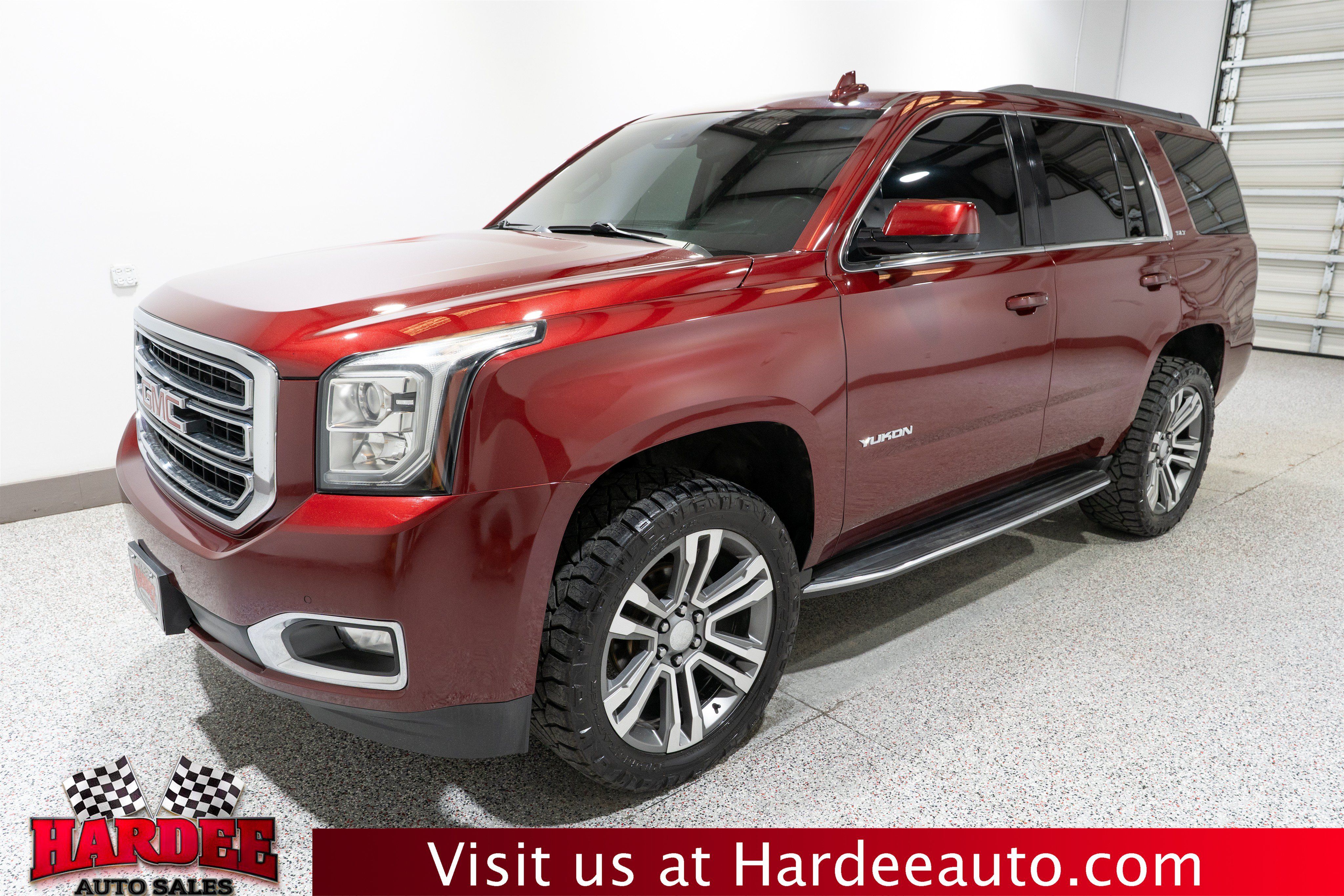 Used 2017 GMC Yukon SLT RWD image 2