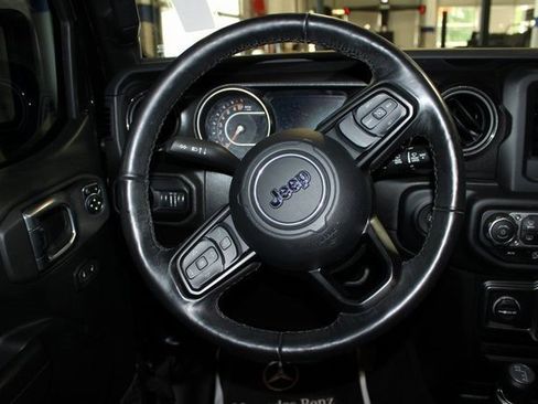 Used 2020 Jeep Wrangler Unlimited Sport image 12