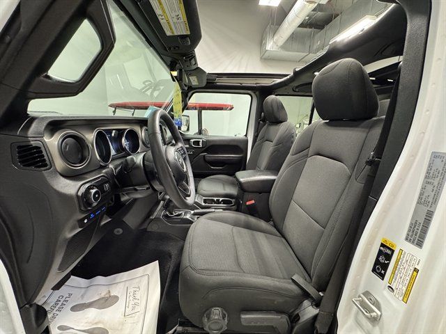 Used 2023 Jeep Wrangler Unlimited w/ Sun & Screen Package AWD/4WD image 27