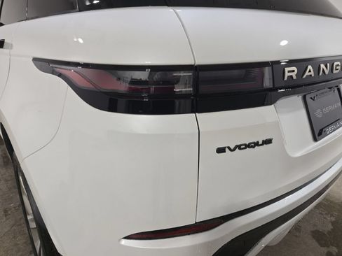 New 2026 Land Rover Range Rover Evoque Hoxton AWD/4WD image 11