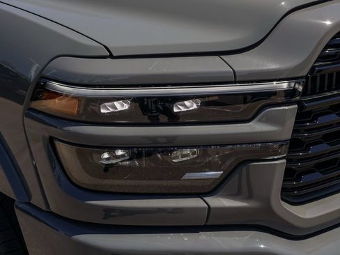 New 2026 RAM 3500 Limited AWD/4WD image 10