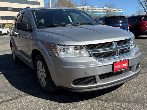 Used 2019 Dodge Journey SE FWD image 13