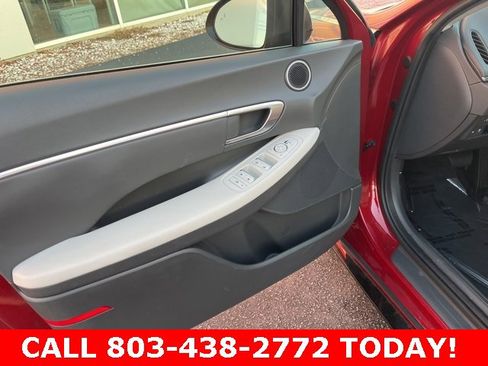 Used 2023 Hyundai Sonata SEL w/ Cargo Package image 5