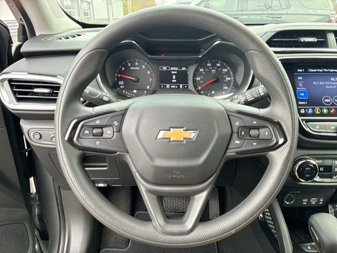 Certified 2023 Chevrolet TrailBlazer LT w/ Convenience Package image 10