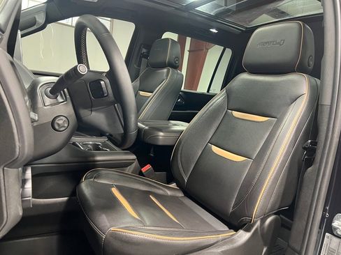Used 2023 GMC Yukon XL AT4 w/ AT4 Premium Package image 22