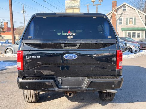 Used 2017 Ford F150 XLT w/ Equipment Group 302A Luxury image 6