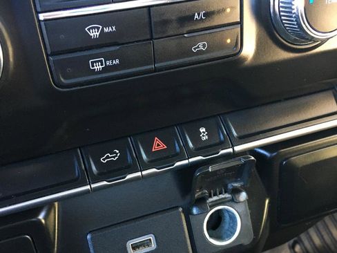 Used 2020 GMC Sierra 1500 4x4 Regular Cab w/ Sierra Value Package image 19