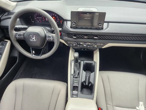 Used 2023 Honda Accord EX image 14