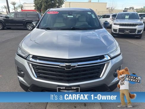 Used 2023 Chevrolet Traverse LS image 9