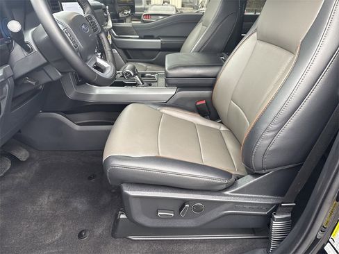 Used 2025 Ford F150 Lariat w/ Equipment Group 502A High image 9