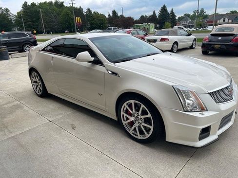 Used 2014 Cadillac CTS V w/ Wood Trim Package RWD image 8