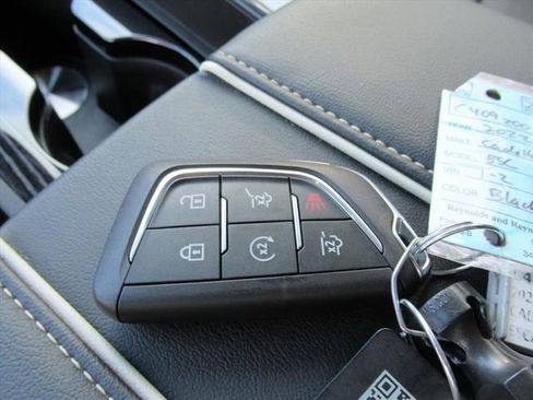 Used 2022 Cadillac Escalade ESV Sport w/ Touring Package image 30