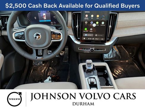 New 2026 Volvo XC90 T8 Plus w/ Protection Package Premier image 8