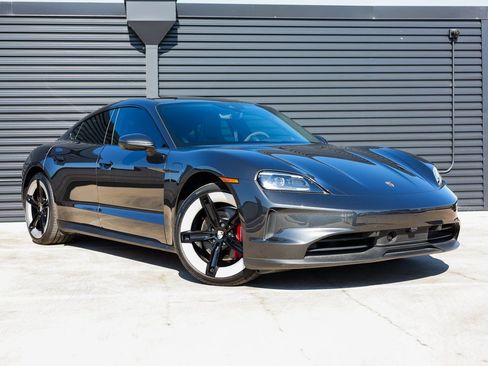 New 2025 Porsche Taycan 4S AWD/4WD image 9