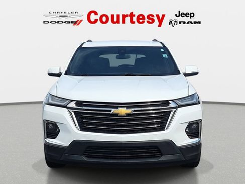 Used 2023 Chevrolet Traverse LT AWD/4WD image 9