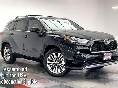 New 2025 Toyota Highlander Platinum