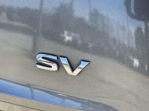 Used 2023 Nissan Rogue SV image 8