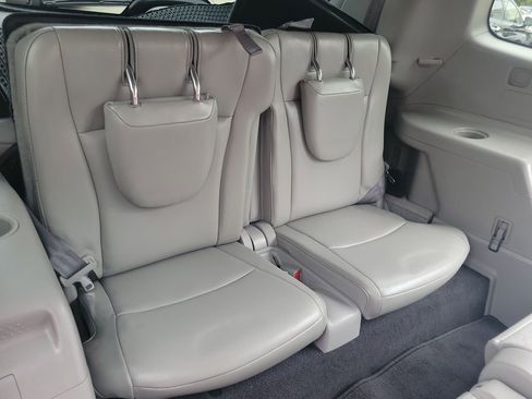 Used 2013 Toyota Highlander Limited image 29