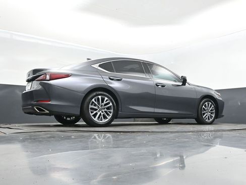 Used 2024 Lexus ES 350 image 42