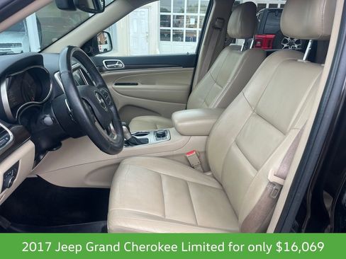 Used 2017 Jeep Grand Cherokee Limited AWD/4WD image 10