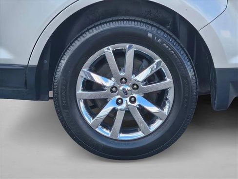 Used 2014 Ford Edge Limited AWD/4WD image 23
