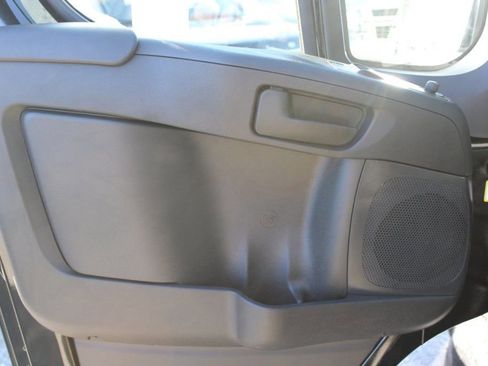 Used 2025 RAM ProMaster 2500 w/ Cold Weather Group image 9