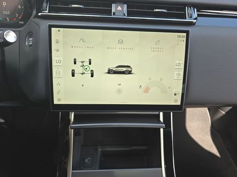 New 2026 Land Rover Range Rover Velar S image 20