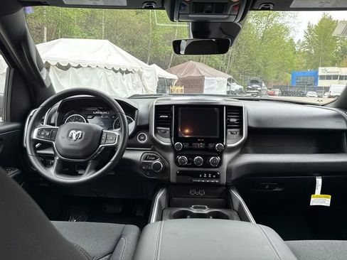 New 2026 RAM 1500 Express AWD/4WD image 11