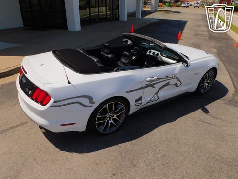 Used 2015 Ford Mustang GT Premium w/ Equipment Group 401A image 26