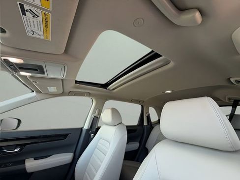 Used 2025 Honda CR-V EX-L image 32