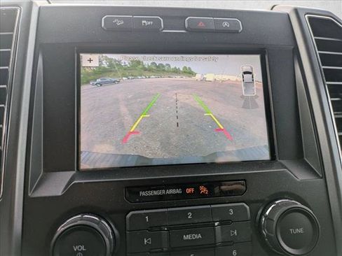 Used 2018 Ford F150 XLT w/ Equipment Group 302A Luxury AWD/4WD image 14