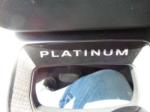 Used 2024 Ford F350 Platinum w/ FX4 Off-Road Package AWD/4WD image 84