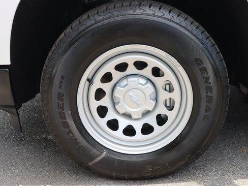 New 2026 Chevrolet Silverado 1500 W/T image 26