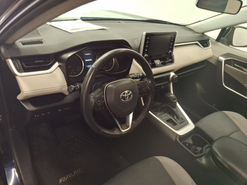 Used 2019 Toyota RAV4 XLE w/ Convenience Package AWD/4WD image 17