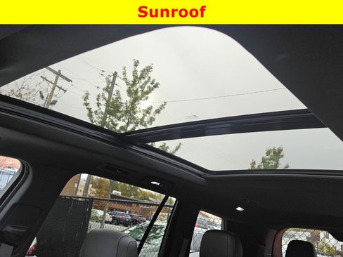 Used 2024 Cadillac XT6 Premium Luxury w/ Technology Package image 24